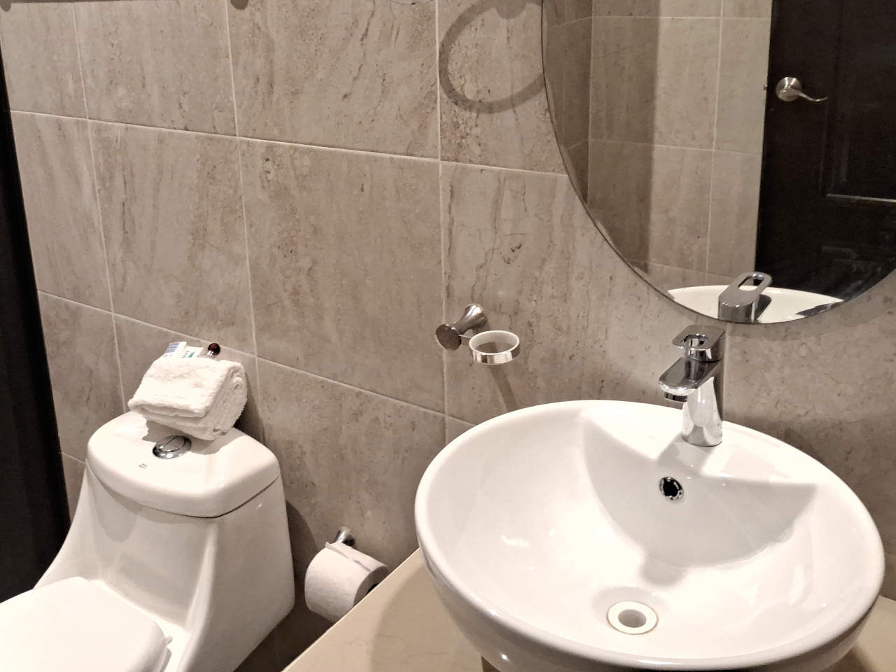 Deluxe Room deluxe-6.jpg