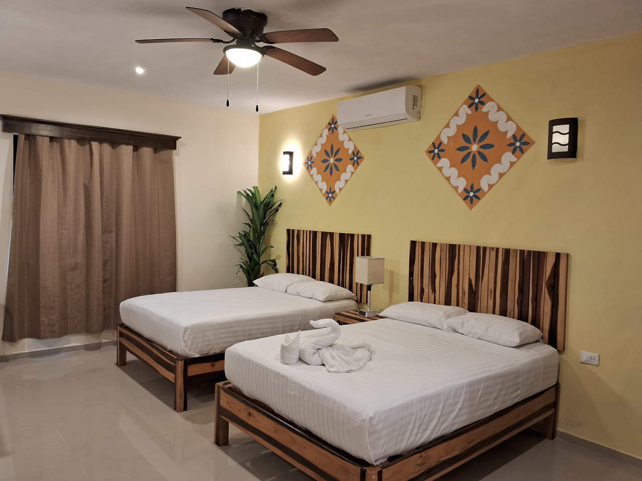 Double Deluxe doble-3.jpg